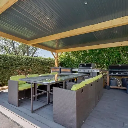 Splendid With Luxury Services Pool 8 Pers Francheville (Rhone)
