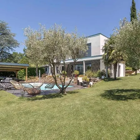 Casa de Férias Splendid With Luxury Services Pool 8 Pers *
